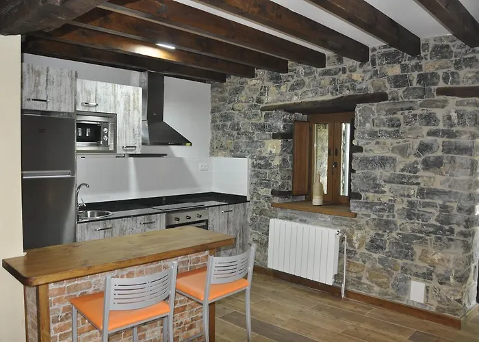 Casa La Ribera بيت للعطل Camaleño