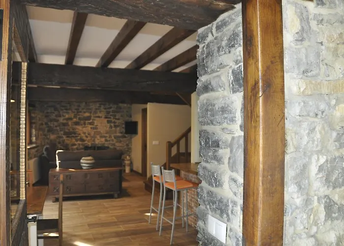 Casa La Ribera بيت للعطل Camaleño